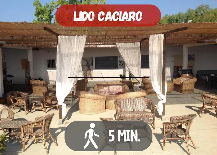 5 Minutes' Walk From The Beach, With Two Bedrooms *