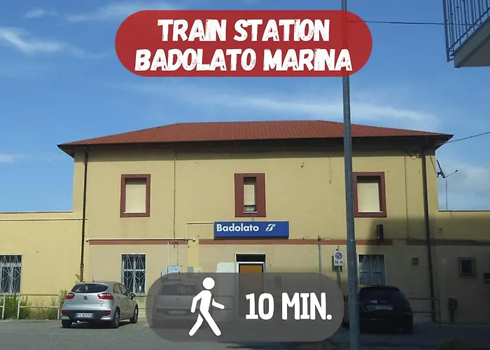 5 Minutes' Walk From The Beach, With Two Bedrooms