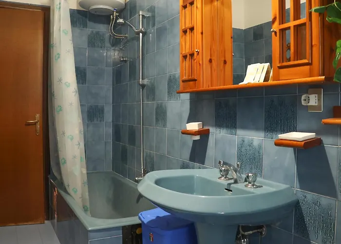 5 Minutes' Walk From The Beach, With Two Bedrooms Apartman Badolato Marina