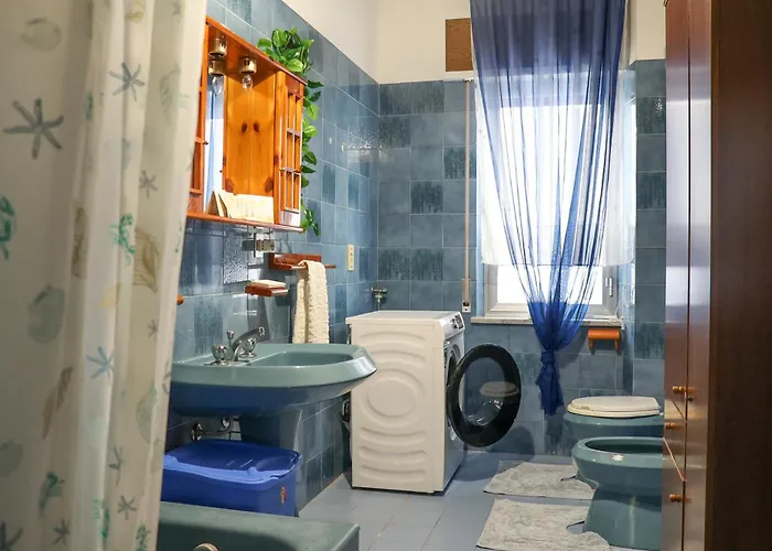 Apartman 5 Minutes' Walk From The Beach, With Two Bedrooms