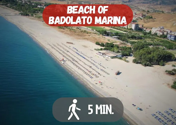 Apartman 5 Minutes' Walk From The Beach, With Two Bedrooms *