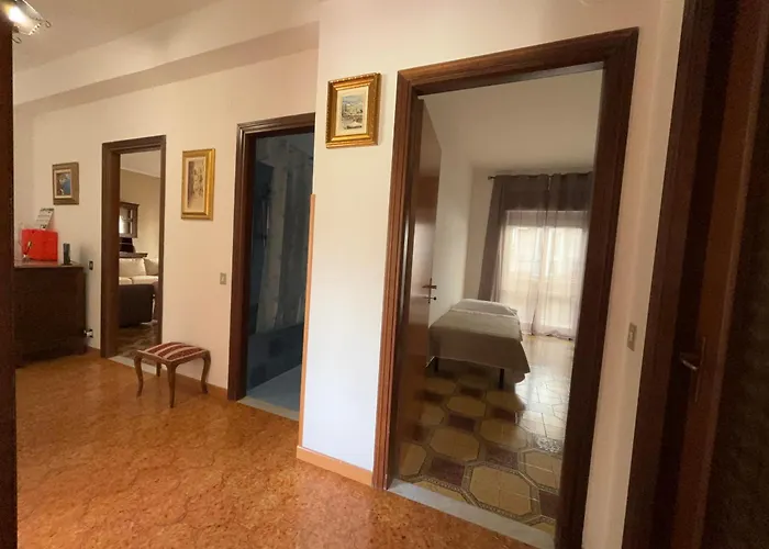 5 Minutes' Walk From The Beach, With Two Bedrooms